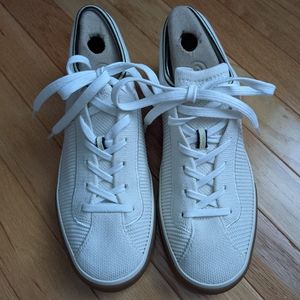 Rothy's Women's Vanilla Lace Ups